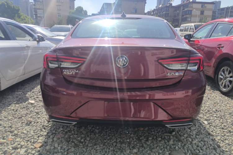 Used Buick Regal 2020 552T Luxury Version Rear