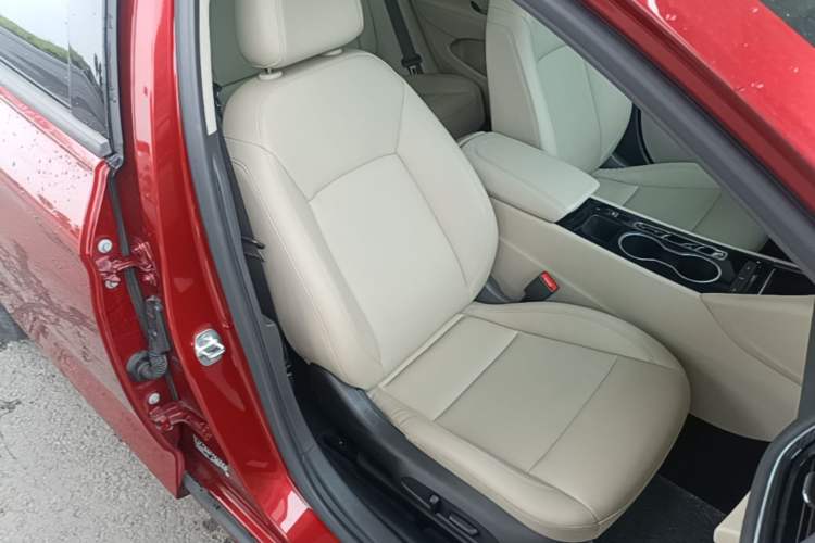 Used Buick Regal 2020 552T Elite Edition Right Front Seat