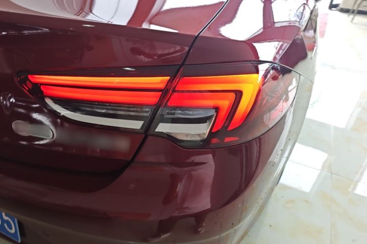 Used Buick Regal 2020 552T Elite Edition Right Rear Taillight