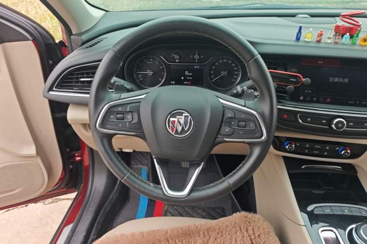 Used Buick Regal 2020 552T Elite Edition Steering Wheel