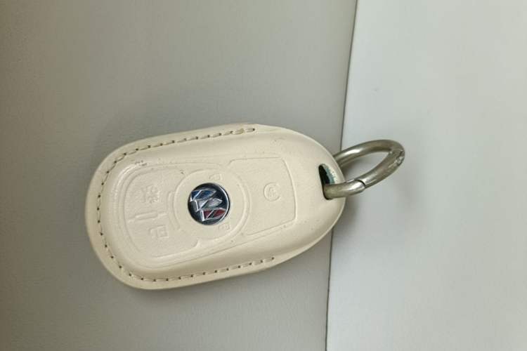 Used Buick Regal 2020 552T Elite Edition Vehicle Key