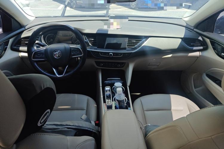 Used Buick Regal 2020 552T Elite Edition Center Console