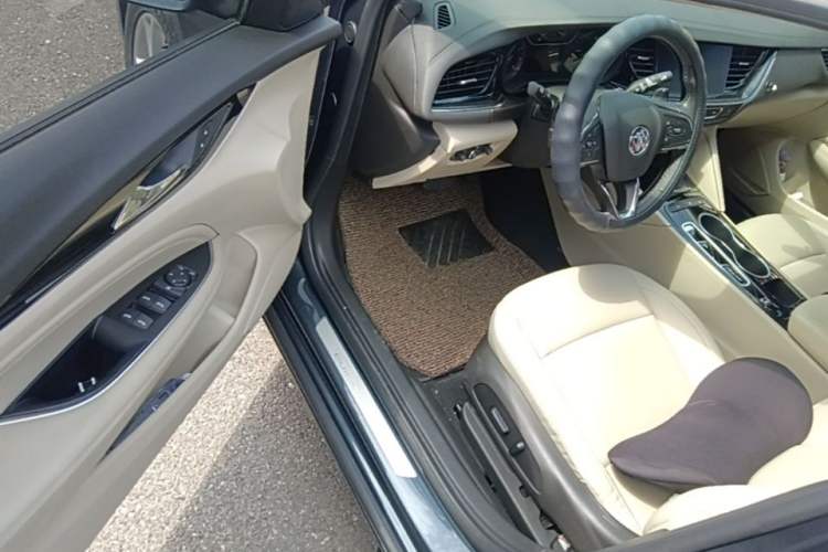 Used Buick Regal 2020 552T Elite Edition Driver Seat
