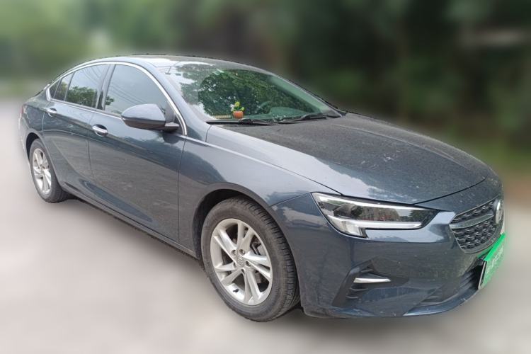 Used Buick Regal 2020 552T Elite Edition Front Right 45 Deg