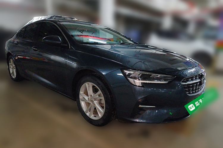 Used Buick Regal 2020 552T Luxury Version Front Right 45 Deg