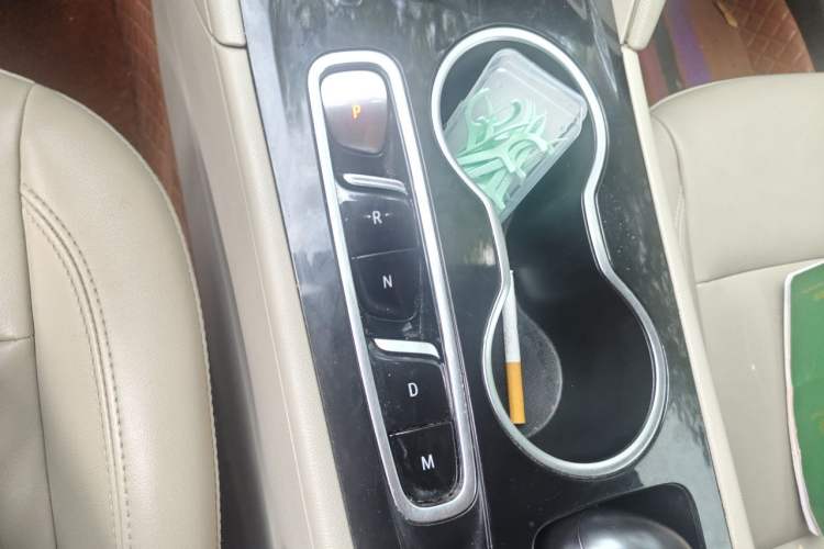 Used Buick Regal 2020 552T Elite Edition Gear Lever