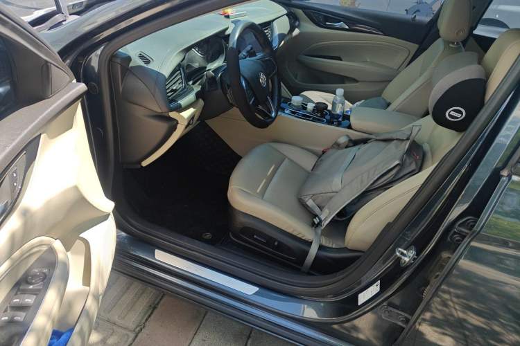Used Buick Regal 2020 552T Elite Edition Left Front Seat
