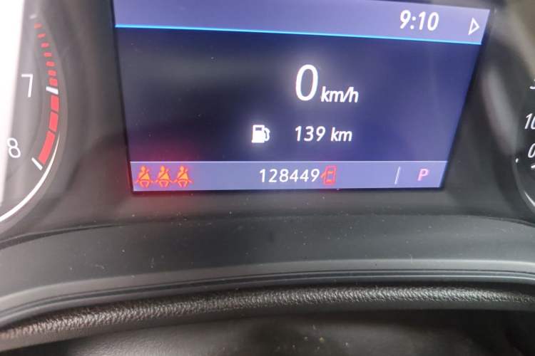Used Buick Regal 2020 552T Elite Edition Odometer Close Up