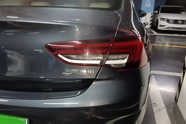 Used Buick Regal 2020 552T Elite Edition Right Rear Taillight