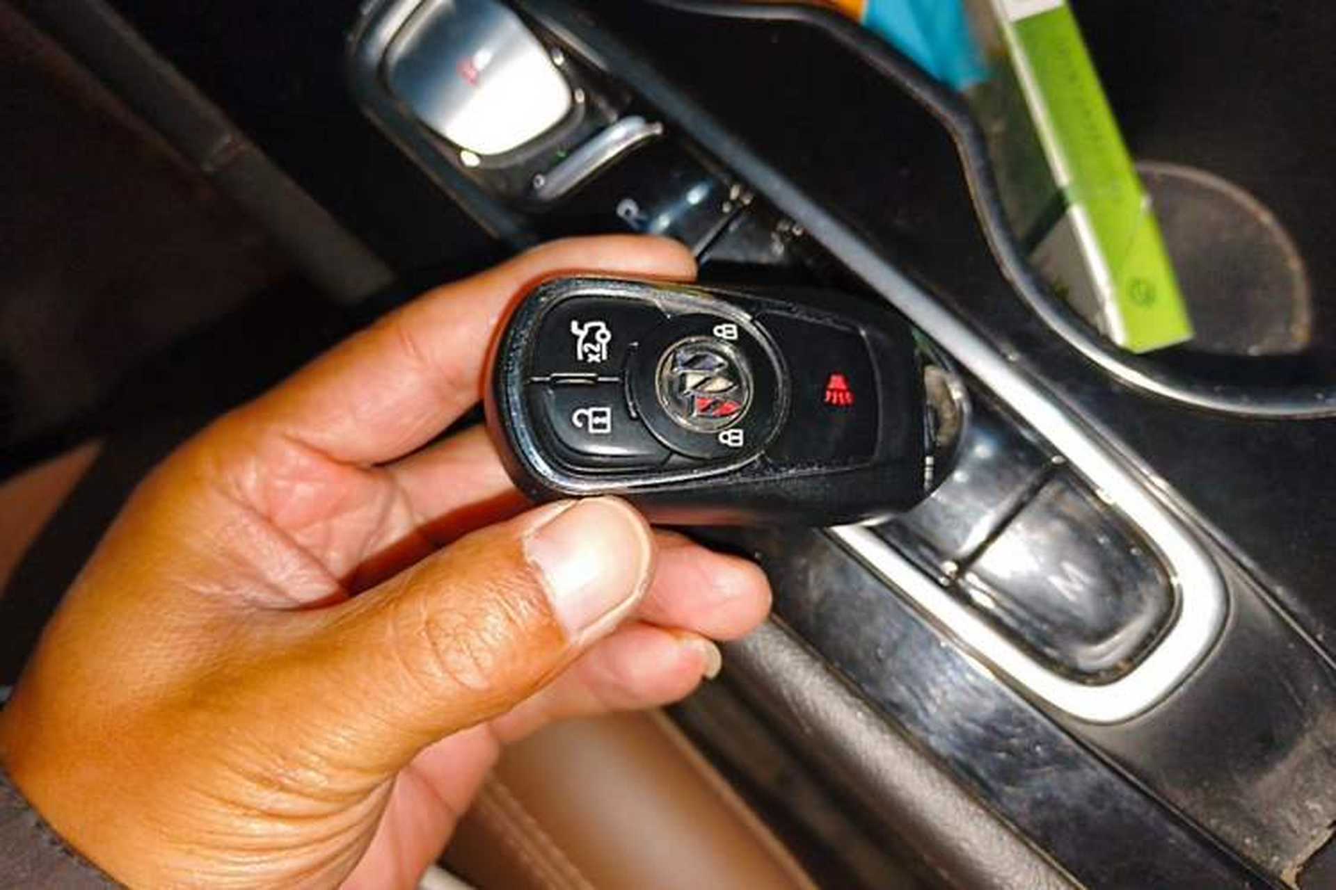 Used Buick Regal 2020 552T Luxury Version Vehicle Key