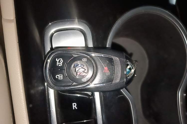 Used Buick Regal 2020 552T Elite Edition Vehicle Key