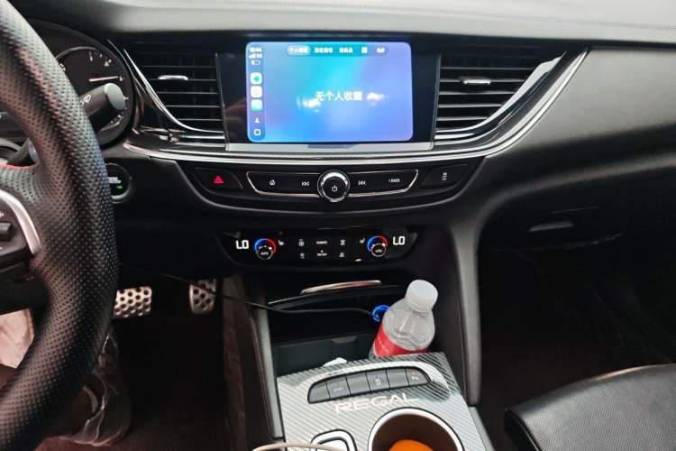 Used Buick Regal 2020 GS 28T Elite Model Audio And AC Panel