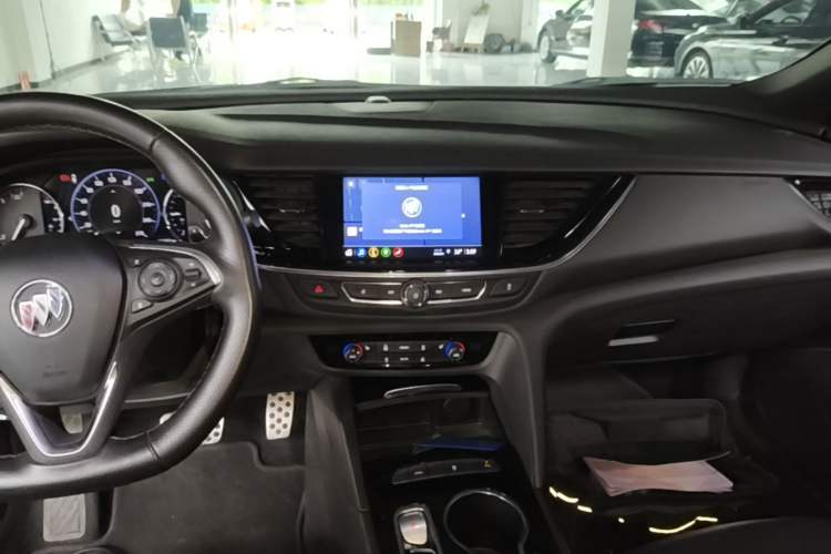 Used Buick Regal 2020 GS 28T Elite Model Audio And AC Panel