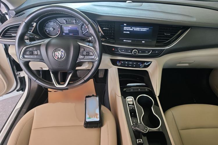 Used Buick Regal 2020 552T Elite Edition Center Console