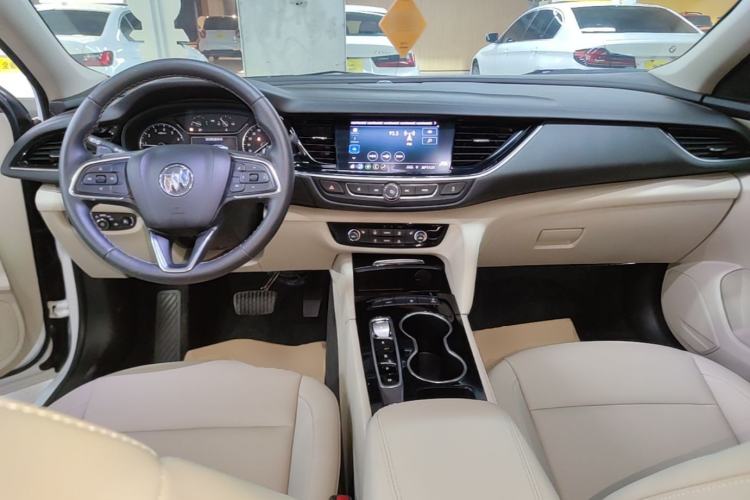 Used Buick Regal 2020 552T Elite Edition Center Console