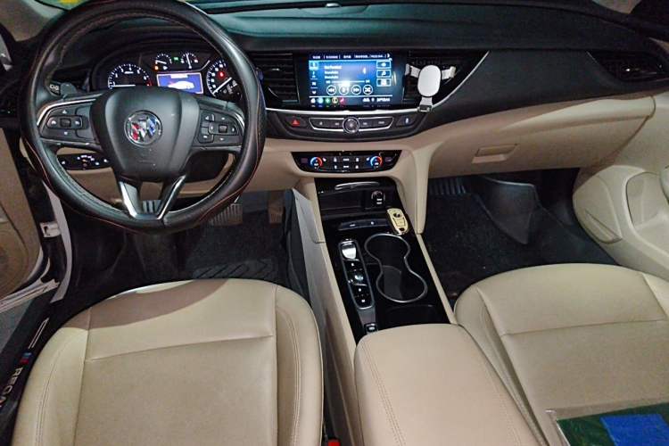Used Buick Regal 2020 552T Elite Edition Center Console