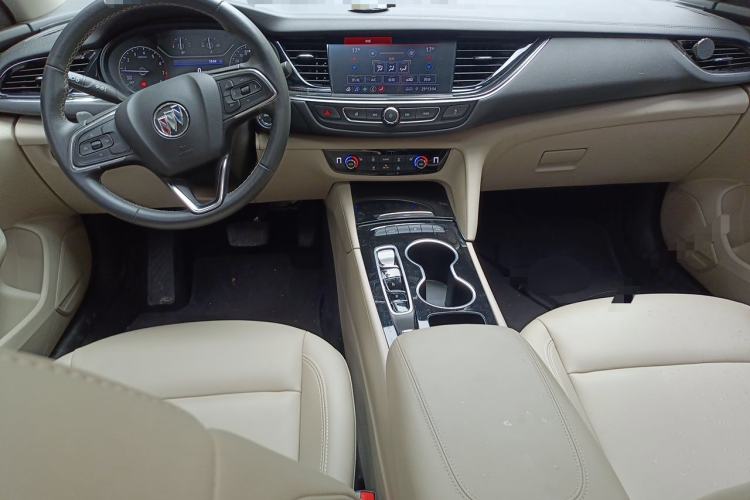 Used Buick Regal 2020 552T Elite Edition Center Console