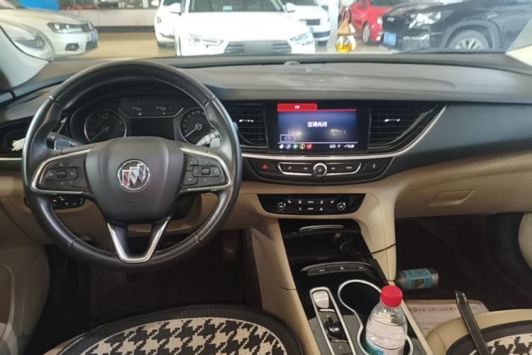 Used Buick Regal 2020 552T Elite Edition Center Console