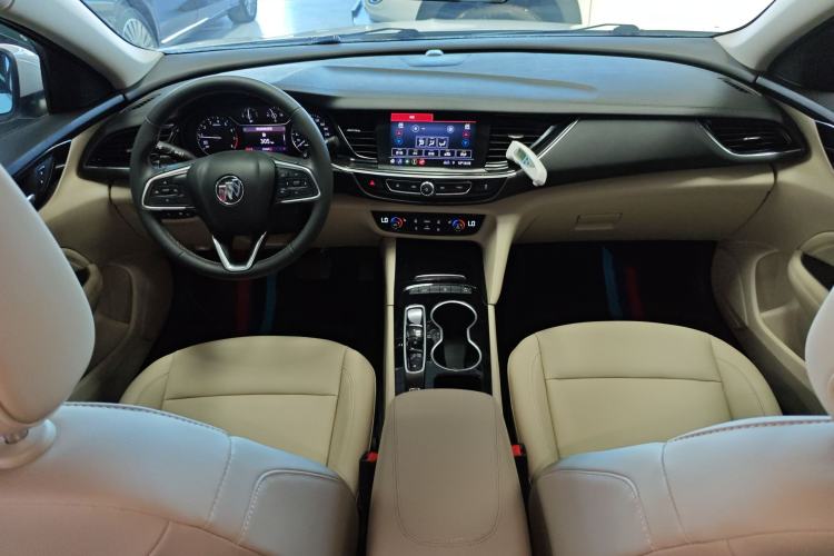 Used Buick Regal 2020 552T Elite Edition Center Console