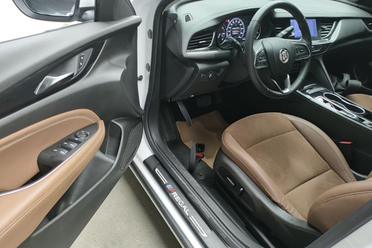 Used Buick Regal 2020 552T Luxury Version Driver Seat