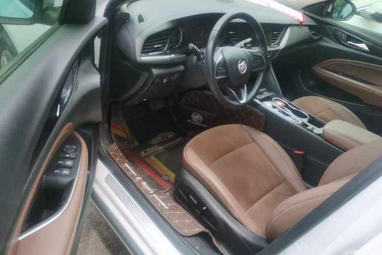 Used Buick Regal 2020 552T Luxury Version Driver Seat
