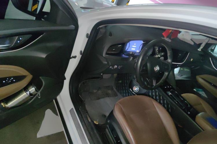 Used Buick Regal 2020 552T Luxury Version Driver Seat