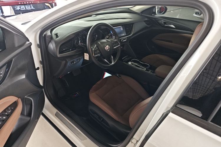 Used Buick Regal 2020 552T Luxury Version Driver Seat