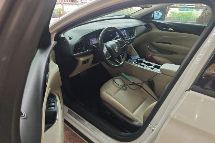 Used Buick Regal 2020 552T Elite Edition Driver Seat