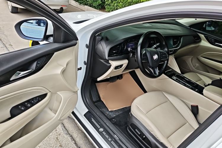 Used Buick Regal 2020 552T Elite Edition Driver Seat