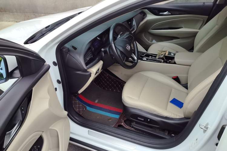 Used Buick Regal 2020 552T Elite Edition Driver Seat