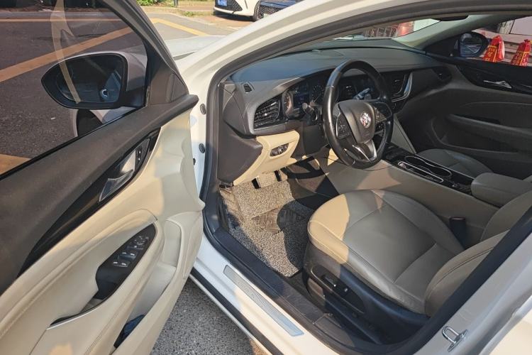 Used Buick Regal 2020 552T Elite Edition Driver Seat