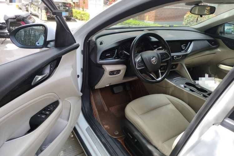 Used Buick Regal 2020 552T Elite Edition Driver Seat