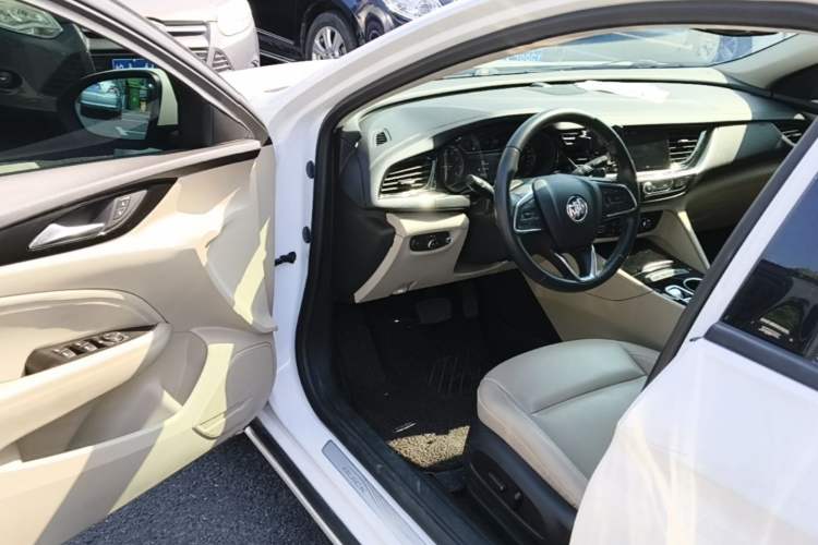 Used Buick Regal 2020 552T Elite Edition Driver Seat