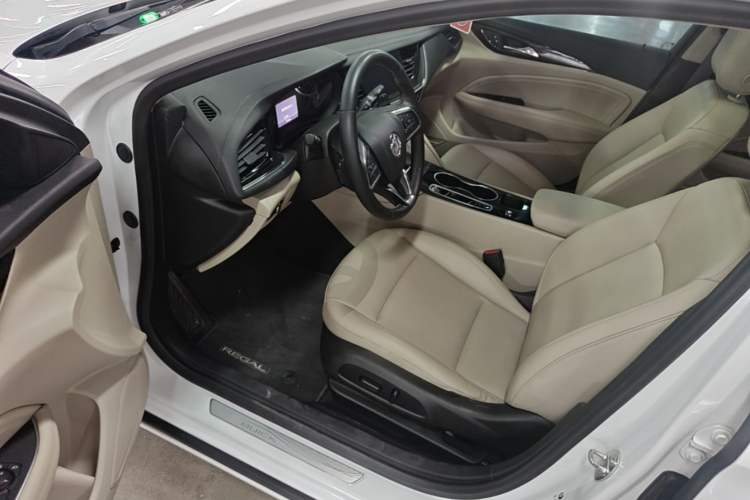 Used Buick Regal 2020 552T Elite Edition Driver Seat