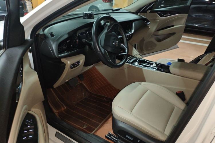 Used Buick Regal 2020 552T Elite Edition Driver Seat