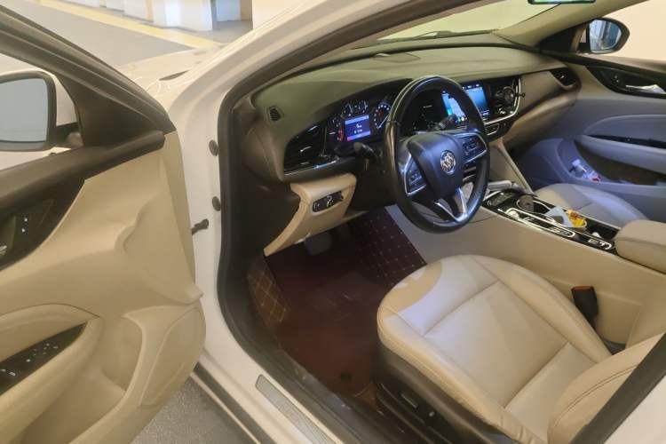Used Buick Regal 2020 552T Elite Edition Driver Seat
