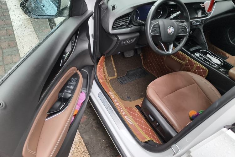 Used Buick Regal 2020 552T Luxury Version Driver Seat
