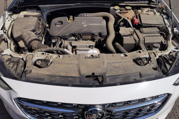 Used Buick Regal 2020 552T Elite Edition Engine Bay