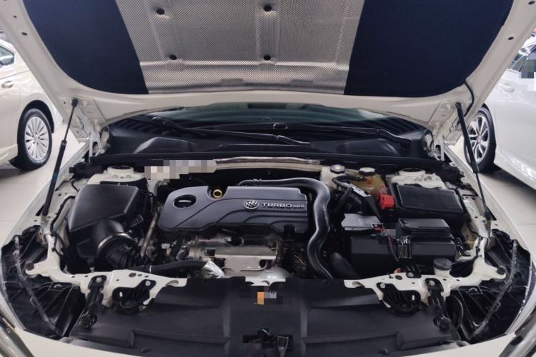 Used Buick Regal 2020 552T Elite Edition Engine Bay