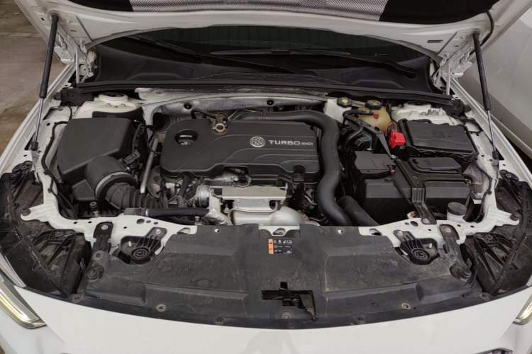 Used Buick Regal 2020 552T Elite Edition Engine Bay