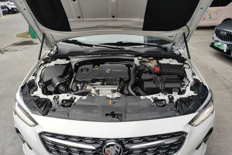 Used Buick Regal 2020 552T Luxury Version Engine Bay