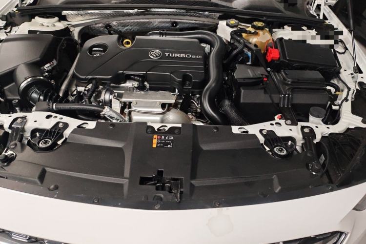 Used Buick Regal 2020 552T Elite Edition Engine Bay