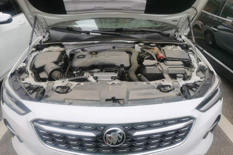 Used Buick Regal 2020 552T Luxury Version Engine Bay