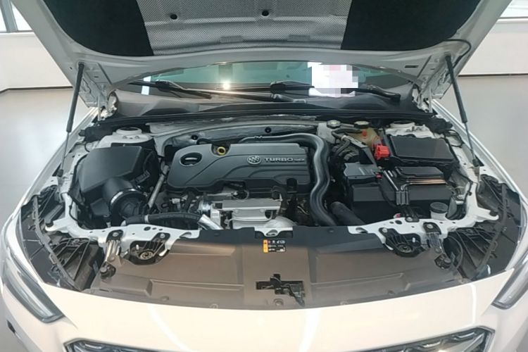 Used Buick Regal 2020 552T Elite Edition Engine Bay