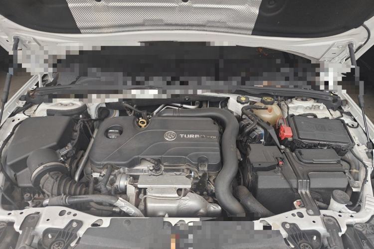 Used Buick Regal 2020 552T Elite Edition Engine Bay