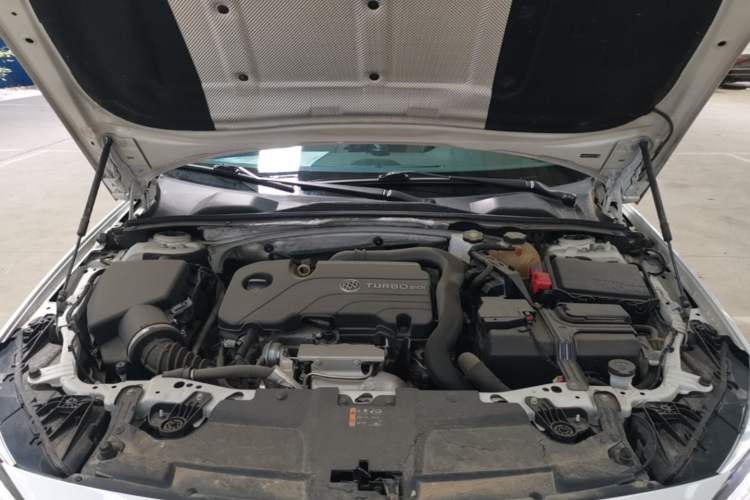 Used Buick Regal 2020 552T Elite Edition Engine Bay