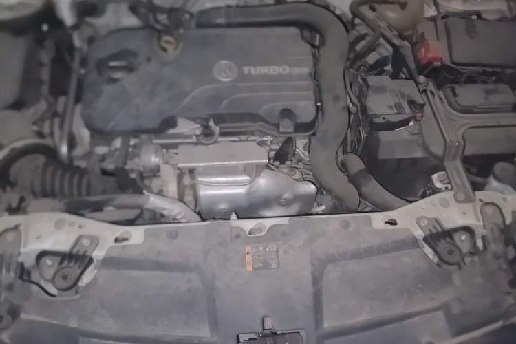 Used Buick Regal 2020 552T Elite Edition Engine Bay