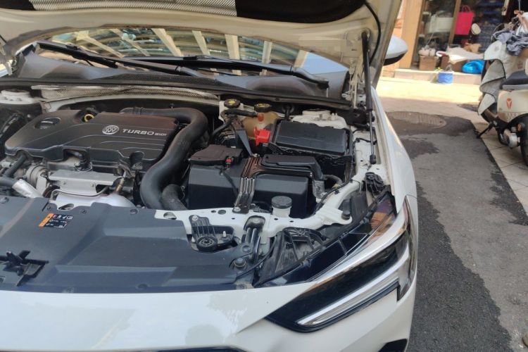 Used Buick Regal 2020 552T Elite Edition Engine Bay Left