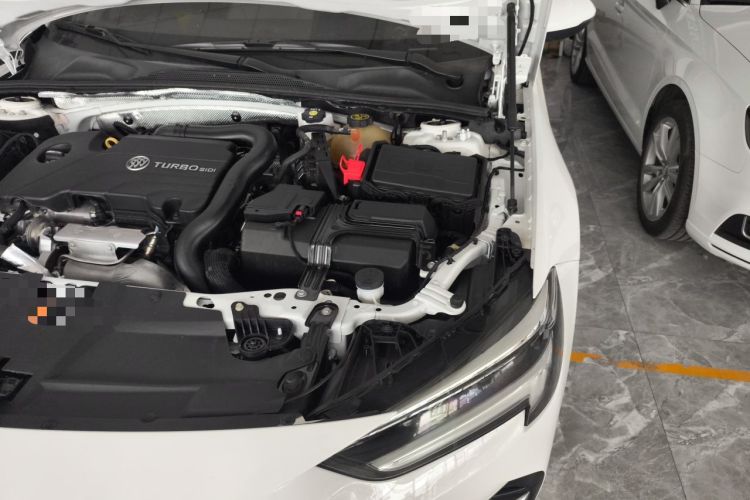 Used Buick Regal 2020 552T Elite Edition Engine Bay Left