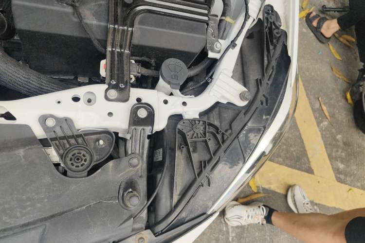 Used Buick Regal 2020 552T Elite Edition Engine Bay Left